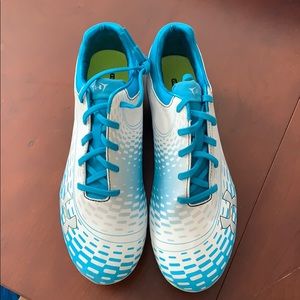 Core speed under armour women's soccer cleats.